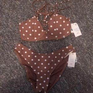 Size M brand new polka dot bathing suit